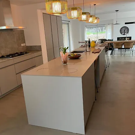 Arbevhio * Bonifacio (Corsica)